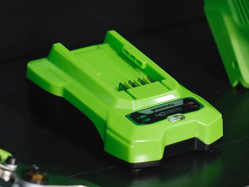 Chargeur Greenworks Authentique 40V - Pour Batteries Lithium-ion - Charge Rapide Avec Diagnostic LED