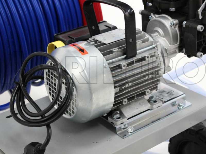 Groupe motopompe de pulv&eacute;risation sur chariot &ndash; pompe Comet MC 25 moteur &eacute;lectrique