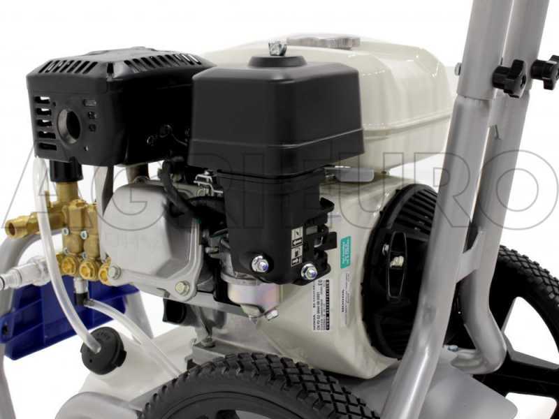 Nettoyeur haute pression thermique Annovi &amp; Reverberi AR 1450 avec moteur Honda GP 200 &agrave; essence