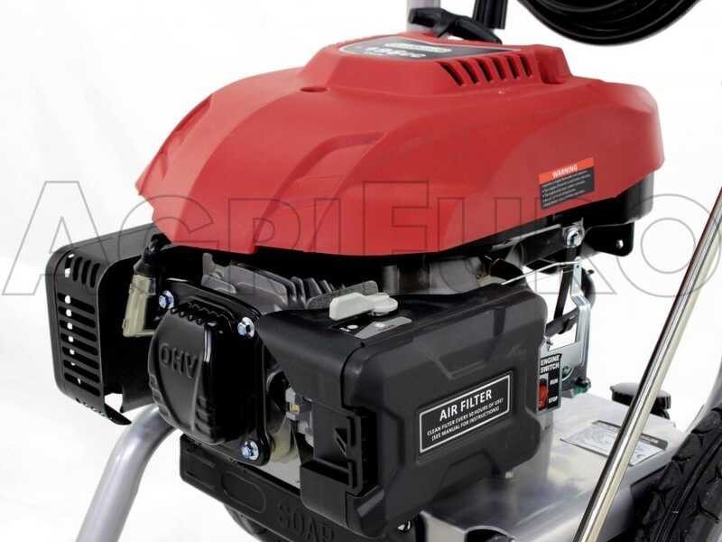 Nettoyeur haute pression thermique GeoTech GPW 10/200 - moteur &agrave; essence de 196cc et 6.5 HP - 208 bars