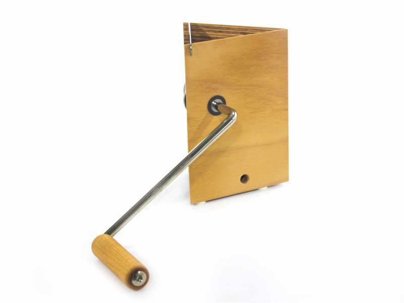 Komo Flic Floc 100g - Floconneuse manuelle en h&ecirc;tre multiplex avec rouleaux coniques en acier inoxydable