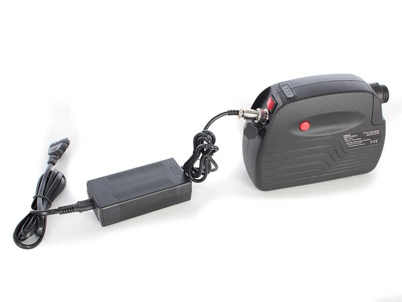 S&eacute;cateur &eacute;lectrique de taille Volpi Kamikaze KV700, batterie Li-ion 4,4 Ah - Diam&egrave;tre de coupe 40 mm