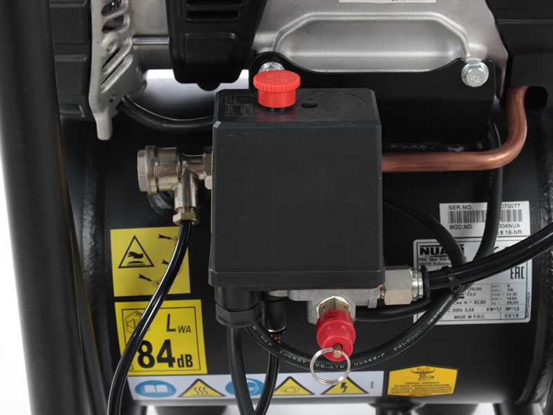 Compresseur &eacute;lectrique vertical Nuair sil air 244/10 PCM - moteur 1.5 HP - 10 L oilless - Silencieux