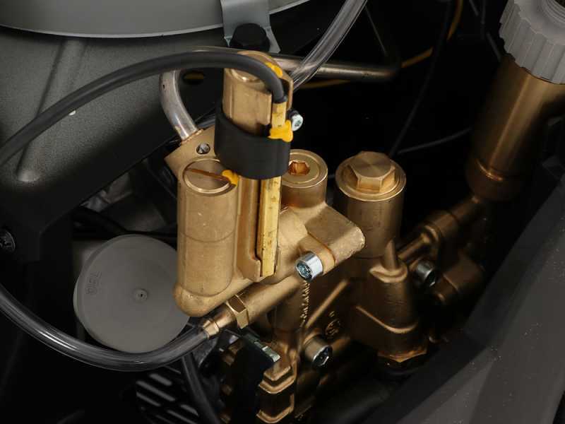 Nettoyeur haute pression à eau chaude Karcher Pro HDS 5/15 U avec pompe en  laiton - portatif - monophasé