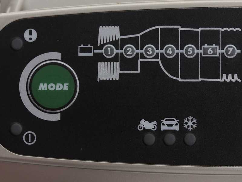 CTEK MXS 3.8 - Chargeur de batterie et mainteneur de charge automatique - batteries de 12V - 7 &eacute;tapes