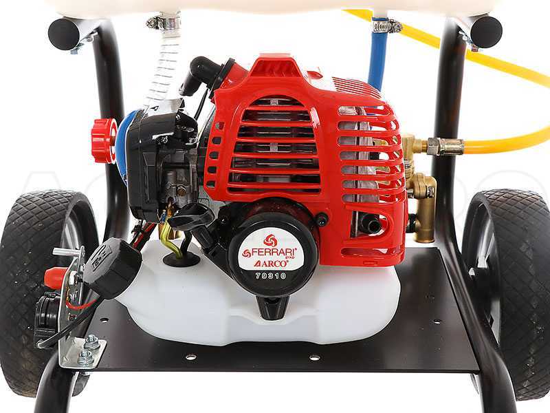 Pompe de pulv&eacute;risation thermique ARCO Froggy Super S 25A &agrave; trolley avec moteur 2 temps