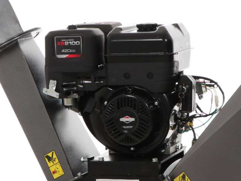 BlackStone BC 1500 BSE - Broyeur de branches thermique - Moteur B&amp;S XR2100 de 13.5 CV
