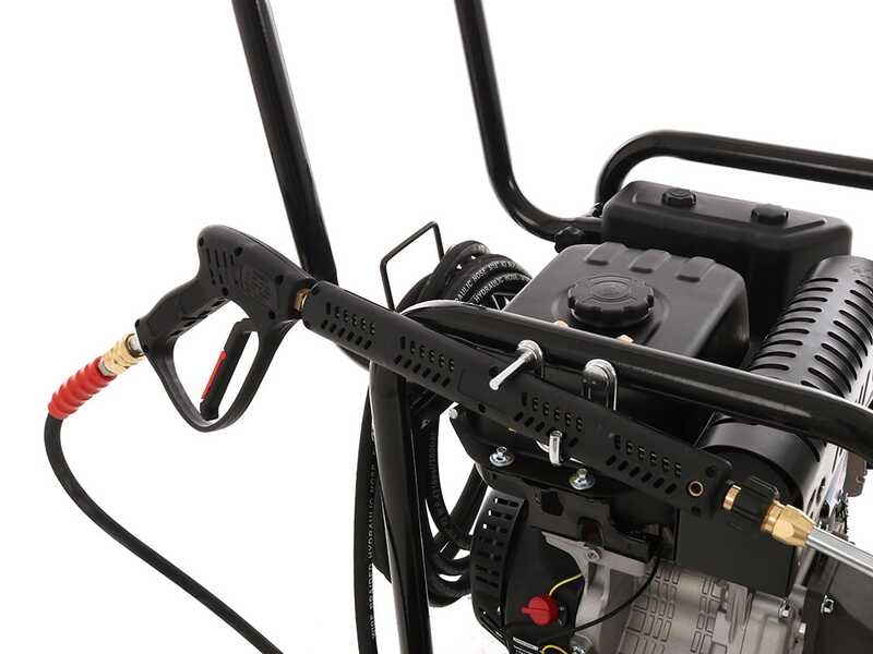 GeoTech-Pro PWP 17/275 ZW - Nettoyeur haute pression thermique - 275 bar - Moteur Loncin &agrave; essence 420cm&sup3;