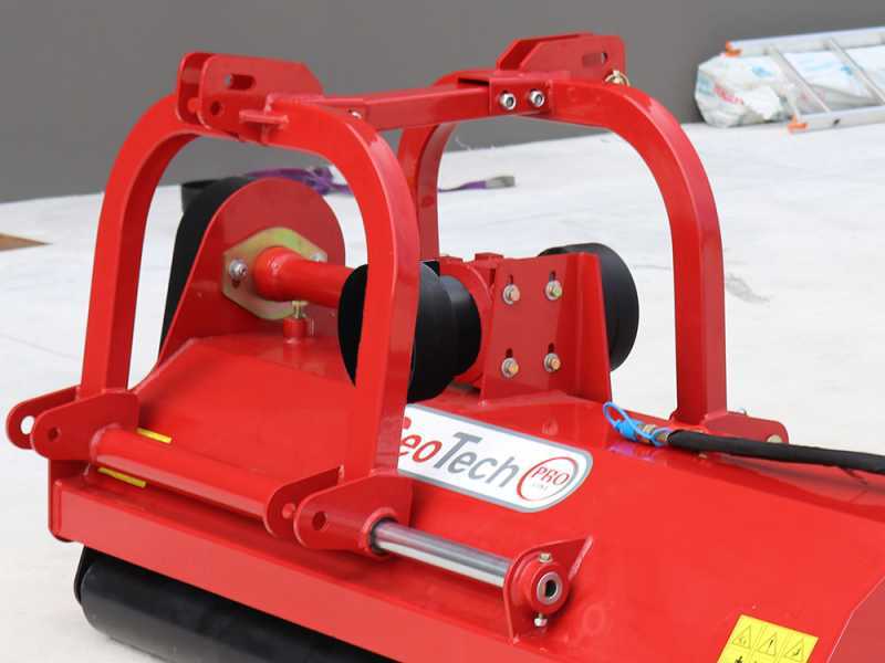 GeoTech-Pro RMF140 - Broyeur pour tracteur - S&eacute;rie moyenne-lourde - R&eacute;versible - Avec d&eacute;port hydraulique