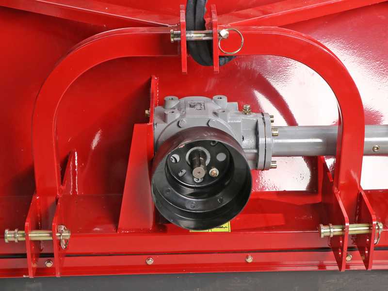 GeoTech Pro CFL120 - Broyeur sur tracteur - Bac de ramassage  - Ramasseur - S&eacute;rie moyenne