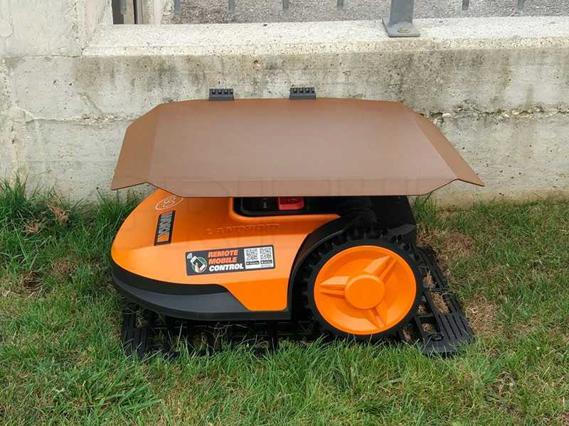 Abri pour nouveau robot tondeuse WORX LANDROID L - en aluminium &eacute;maill&eacute; Corten