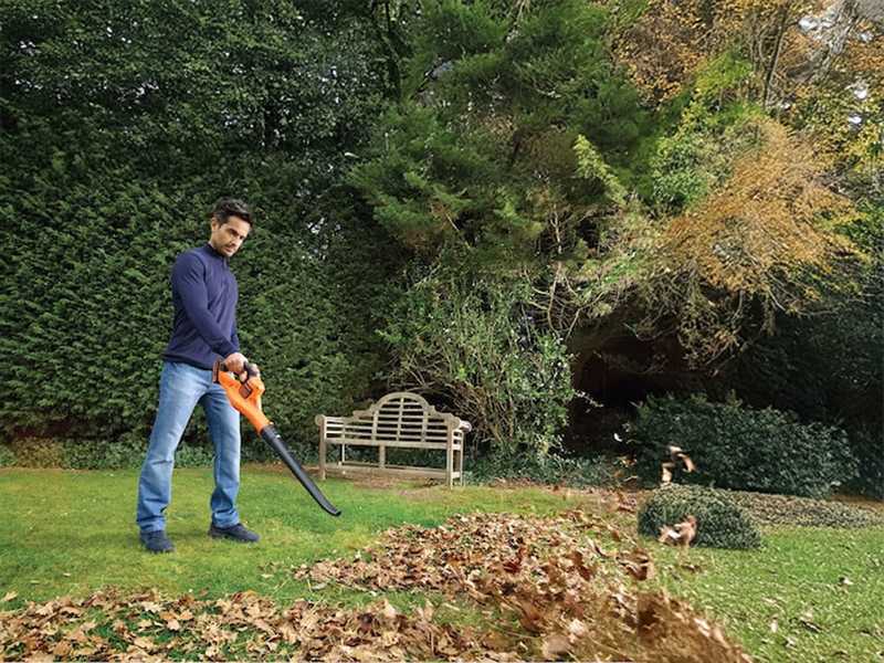 Souffleur &agrave; feuilles sur batterie Black &amp; Decker GWC1820PC-QW PowerCommand