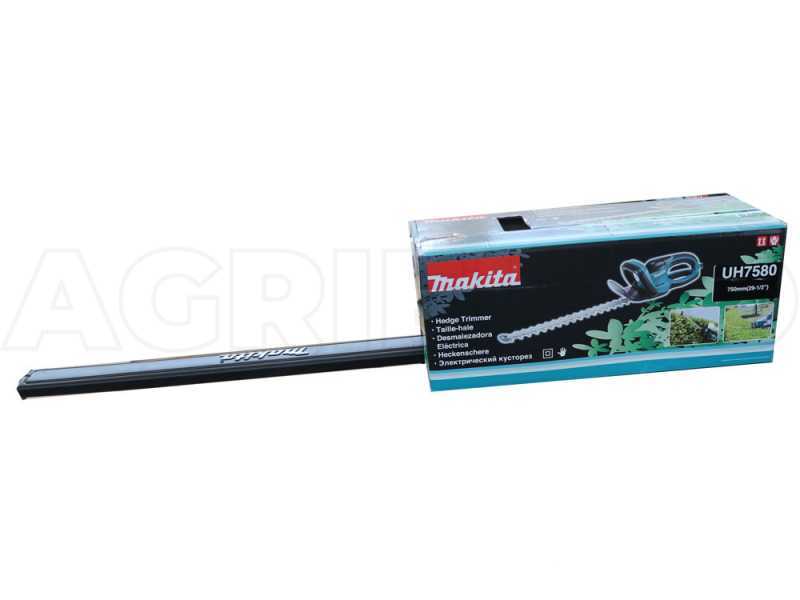 Taille-haie &eacute;lectrique Makita UH7580 de 670 W avec lamier de 75 cm