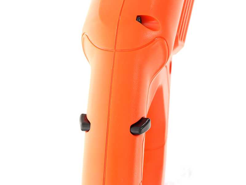 Black &amp; Decker ST182320-QW - Coupe-bordure &agrave; batterie 18V 2Ah + une batterie 18V 2Ah offerte