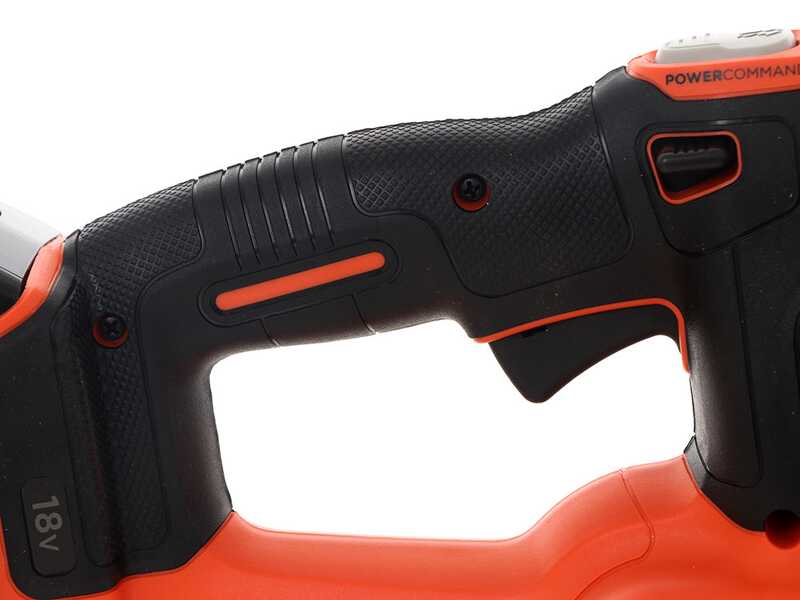 Taille-haie &agrave; batterie Black &amp; Decker GTC18502PC-QW 18V 2Ah + une batterie 18V 2Ah offerte - lamier 50cm