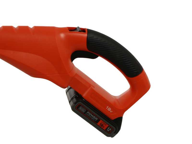 Black &amp; Decker GTC1843L20-QW - Taille-haie &agrave; batterie sur perche de rallonge - 18V/2Ah