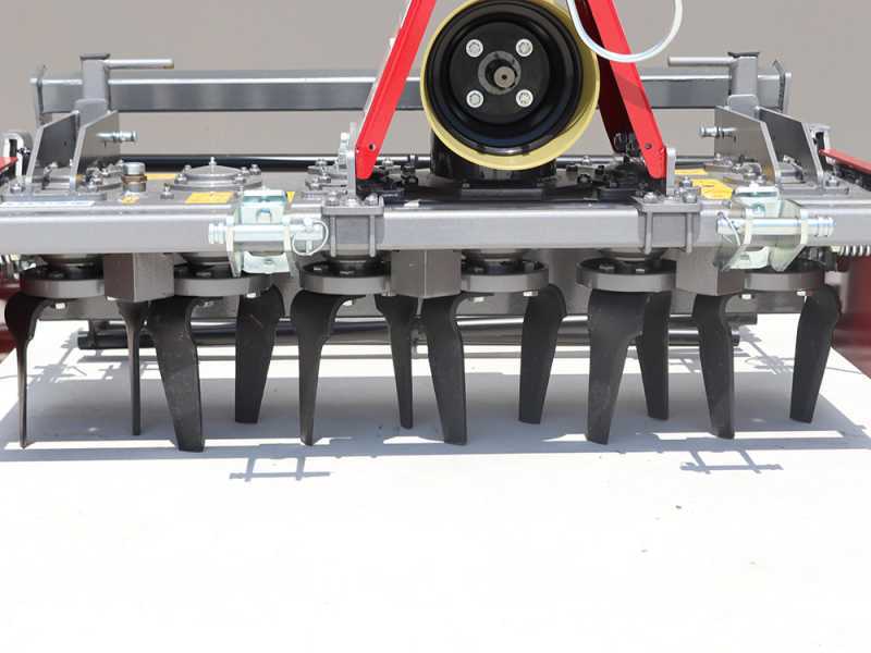 Herse rotative RF130 - largeur de travail 130 cm -12 lames S&eacute;rie l&eacute;g&egrave;re - Rouleau &agrave; cage