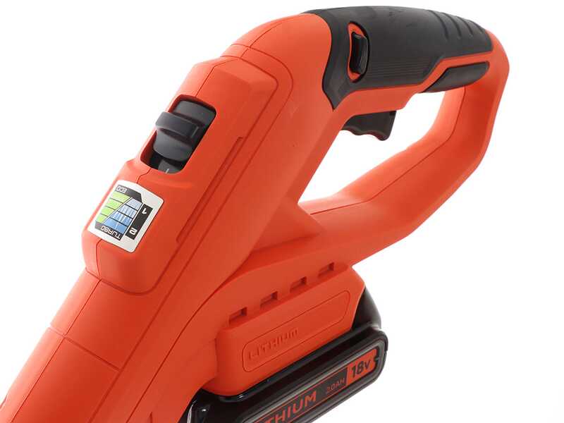 Black &amp; Decker STC1820CM-QW - Coupe-bordure 18V 2Ah + une batterie 18V 2Ah offerte