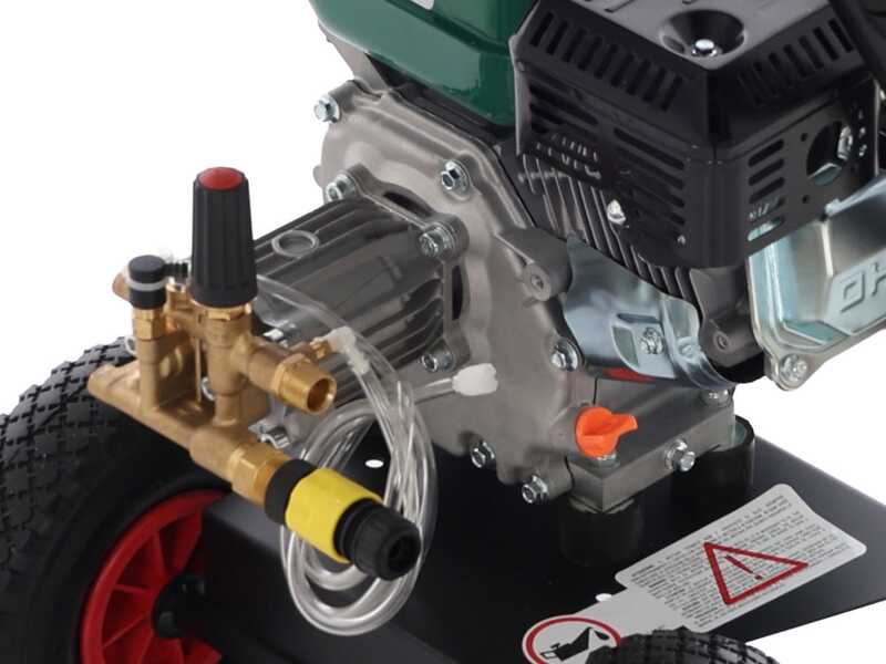 Lavor Independent 2800 - Nettoyeur &agrave; pression thermique - 200 bar - 690 L/h - Moteur &agrave; essence Lavor 200 cm&sup3;