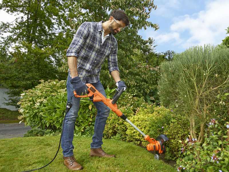 Wiper Blitz XH4 NIKO - Robot tondeuse sans fil p&eacute;riph&eacute;rique - Pas d'installation n&eacute;cessaire