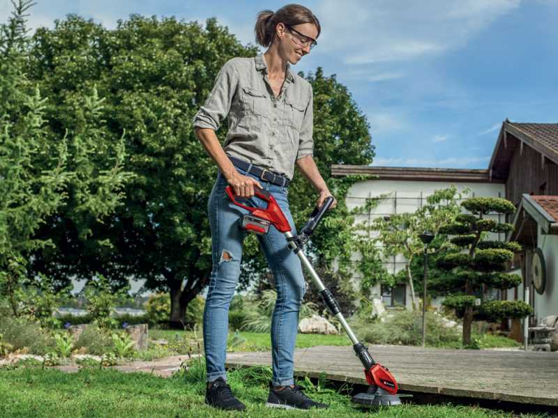 D&eacute;broussailleuses coupe-bordures &eacute;lectrique Einhell GE-CT 18 Li - 2Ah 18V
