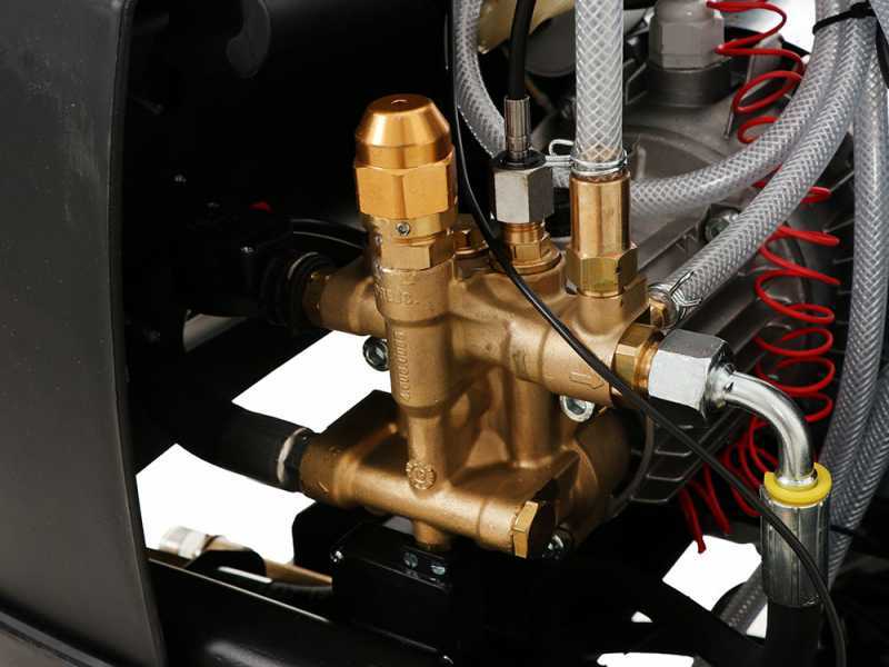 Nettoyeur haute pression &agrave; eau chaude Lavor NPX 1211 GX - &Eacute;lectrique &agrave; chaud - Pression 150 bars max