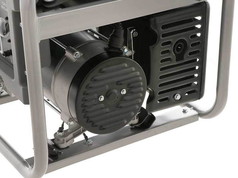 Blackstone BG 4050-X - Groupe &eacute;lectrog&egrave;ne avec AVR 3 kw - Continue 2.8 kW Monophas&eacute;