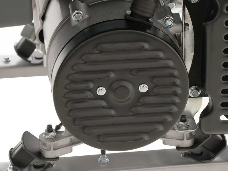 Blackstone BG 5050-X - Groupe &eacute;lectrog&egrave;ne avec AVR 3.6 kw - Continue 3.2 kW Monophas&eacute;