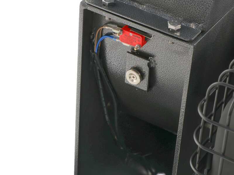 BlackStone DSP 150 B - Broyeur de branches thermique  - Moteur &agrave; essence Briggs &amp; Stratton de 420 cm3