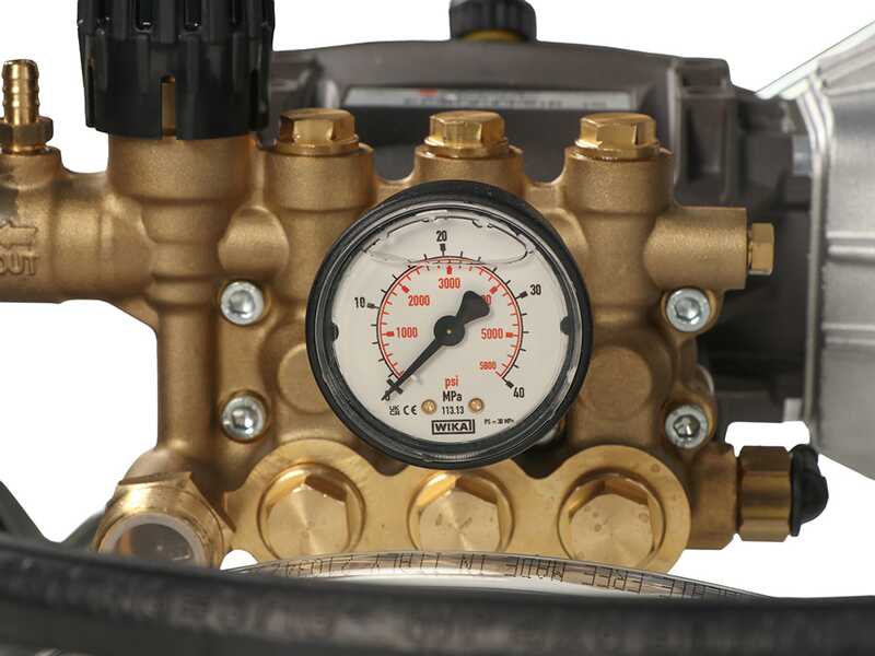 Comet FDX Blade XL 13.15 - Nettoyeur thermique professionnel - 310 Bar - 900 l/h - Moteur Loncin G390F