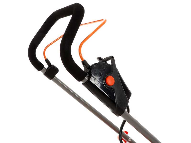 Tondeuse &agrave; gazon &eacute;lectrique &agrave; batterie Black &amp; Decker BCMW3318L2-QW - 36V 2.5Ah + une batterie 18V 2Ah offerte