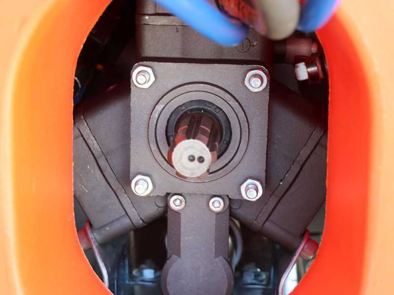 Dal Degan SOFIA 300L - Atomiseur port&eacute; avec attelage tracteur pour pulv&eacute;risation - pompe YP 70