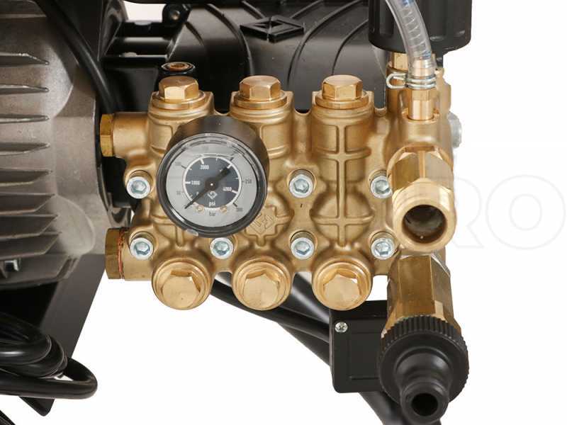 Nettoyeur haute pression &eacute;lectrique &agrave; eau froide Lavor Columbia R 1211 GL - Pression max 150 bars