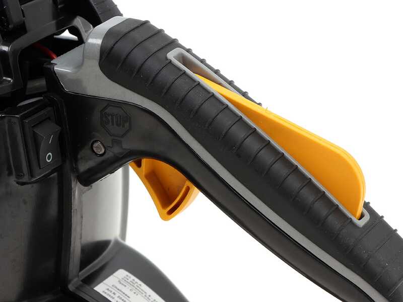 Alpina ACS 41 - Tron&ccedil;onneuse de coupe thermique  - Lame de 40 cm