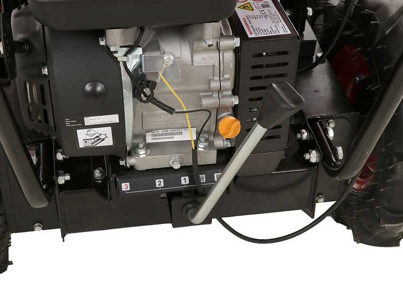 Brouette &agrave; moteur GeoTech Pro  GEOTRAK 500 - benne dumper 500 kg - 6 roues motrices