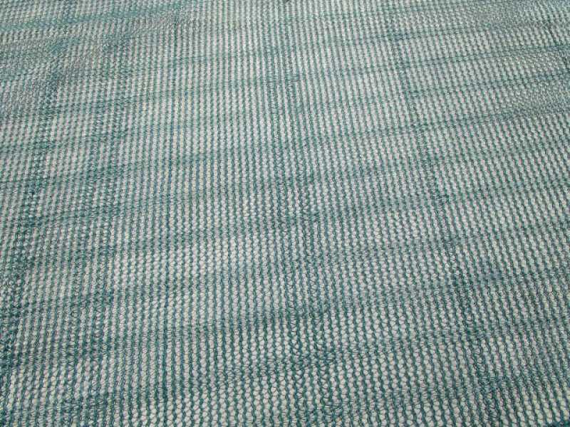 N. 1 Filet anti-&eacute;pines et anti-arrachage pour r&eacute;colte 12x12m avec fente, 1 filet en toile 95g/m2
