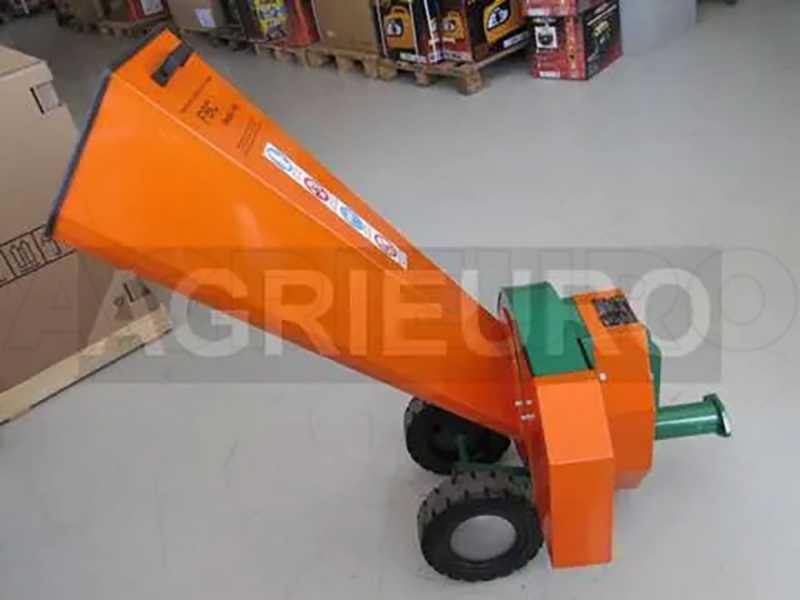 Broyeur de branches et v&eacute;g&eacute;taux pour motoculteur mod&egrave;le BIO.S2.MC