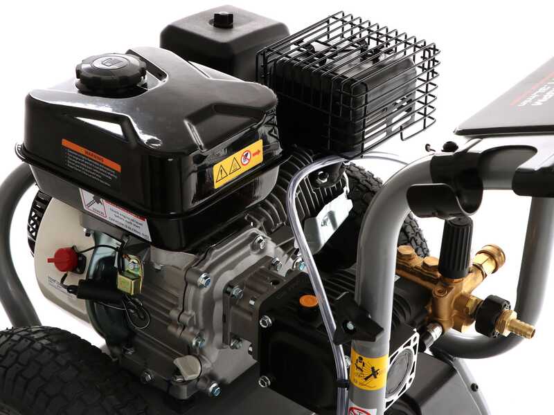 BlackStone B-PW 11/230 - Nettoyeur haute pression thermique - 248 bar - 678 l/h - Moteur DH225 - avec pompe Annovi &amp; Reverberi