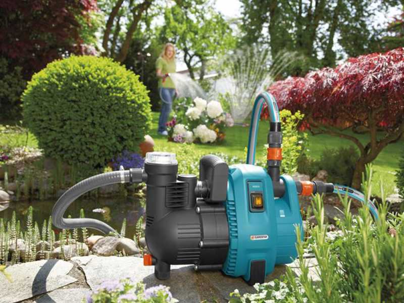 Pompe de jardin Gardena 4000/5 - 1100W- pour eaux claires - 4,5 Bars