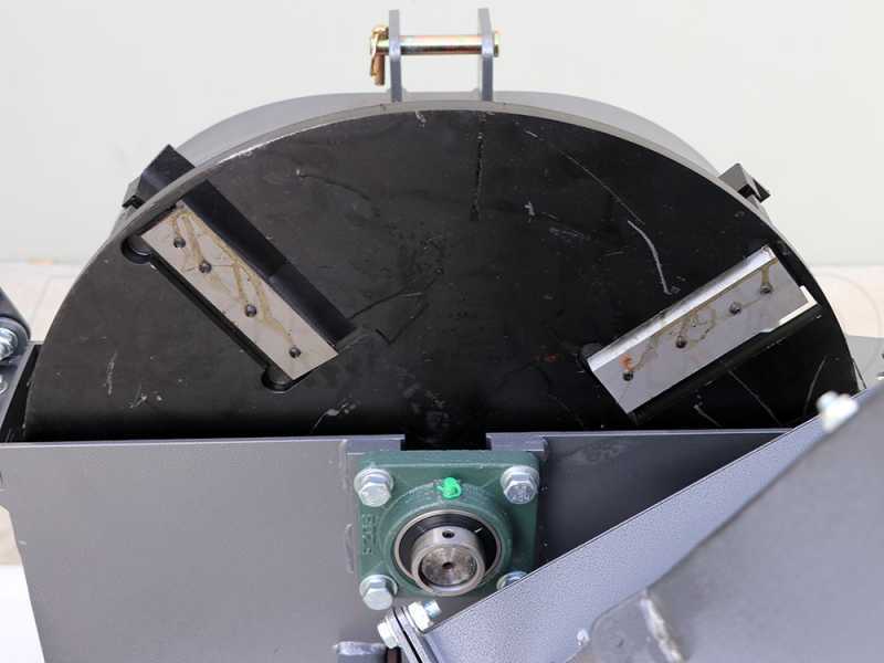 Rotor central des Häcksler von Äste mit 4 Klingen von Schnitt in acier und chambre von Häckseln résistante.