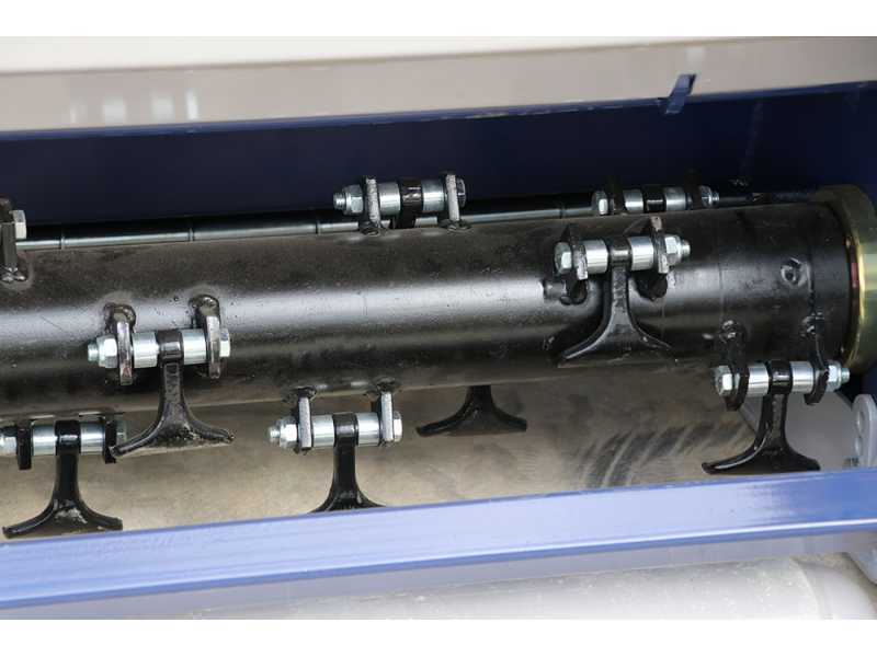 Tondeuse d&eacute;broussailleuse pour quad BullMach PAN 150 L - d&eacute;broussailleuse, broyeur tract&eacute;
