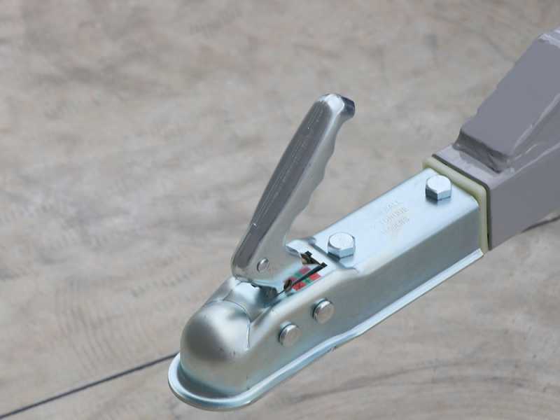 Tondeuse d&eacute;broussailleuse pour quad BullMach PAN 150 L - d&eacute;broussailleuse, broyeur tract&eacute;