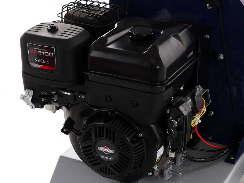 BullMach ZEUS 120 BSE - Häcksler Benzin professionell - Motor B&amp;S XR2100 15.5CV mit d&eacute;marrage &eacute;lectrique