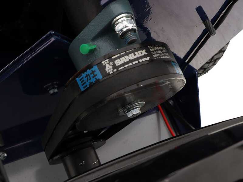 BullMach ZEUS 120 BSE - Broyeur thermique professionnel - Moteur B&amp;S XR2100 15.5CV avec d&eacute;marrage &eacute;lectrique