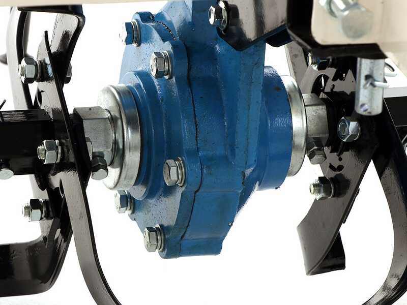 AGT 9000 - Motobineuse à essence 9 CV - Honda GX270 270 cm3 - Vitesses 2+1 marche arrière