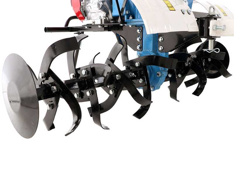 AGT 13000  - Motobineuse &agrave; essence 13 CV - Honda GX390 389 cm&sup3; - Vitesses 2+1 marche arri&egrave;re