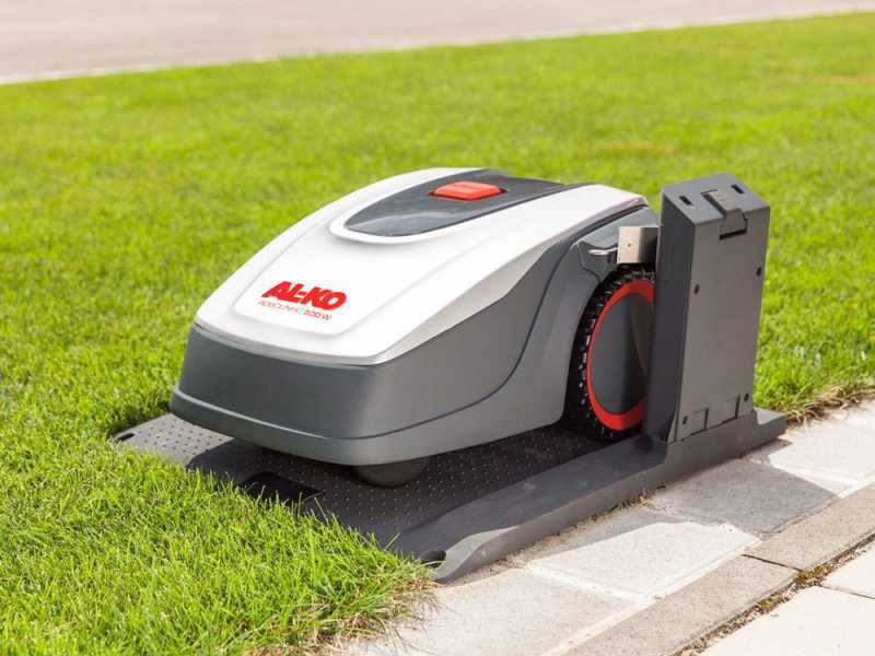 AL-KO 500 W - Robot tondeuse Robolinho - Avec fil p&eacute;riph&eacute;rique - Batterie au lithium 20V 2,5Ah