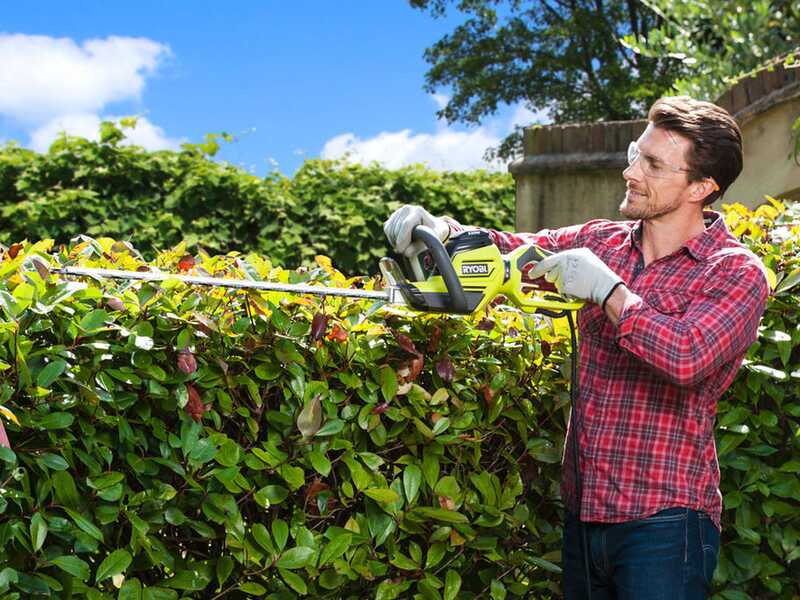 Ryobi RHT5655RS - Taille-haie &eacute;lectrique avec lame de 55 cm - 550W
