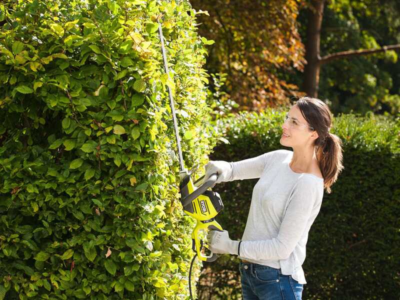 Ryobi RHT5655RS - Taille-haie &eacute;lectrique avec lame de 55 cm - 550W