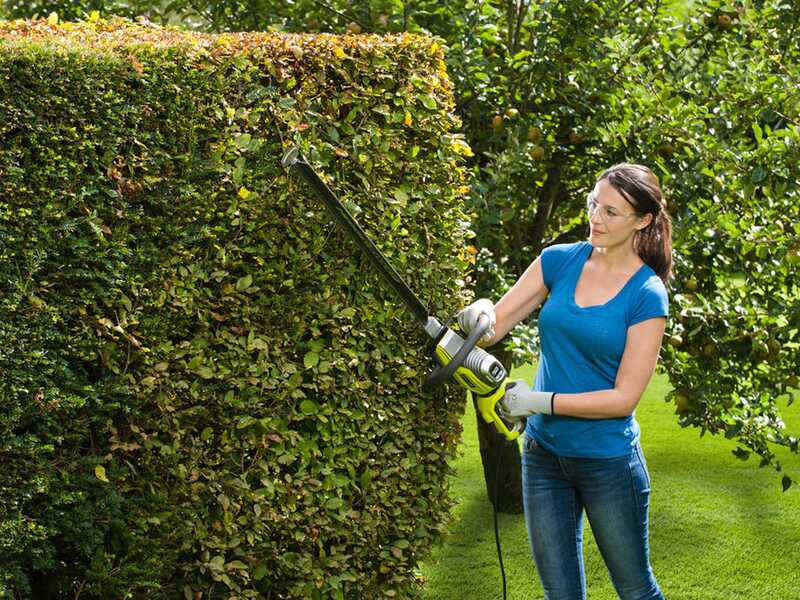 Ryobi RHT6760RL - Taille-haie &eacute;lectrique avec lame de 60 cm - 650W